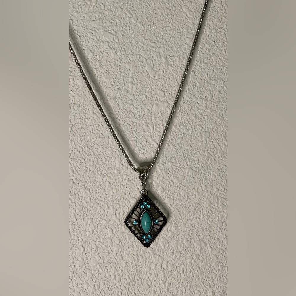 Beautiful fashion necklace.